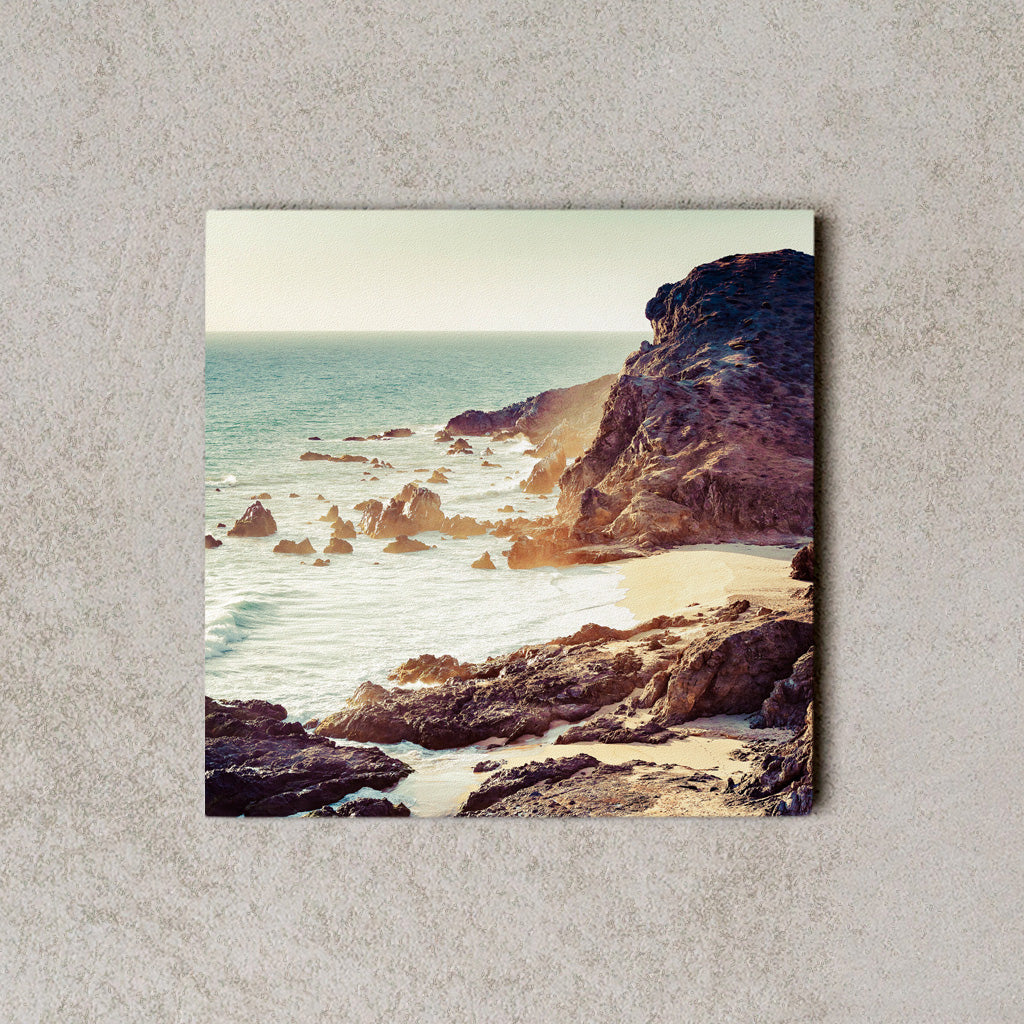 MiniWall - Rocky shore